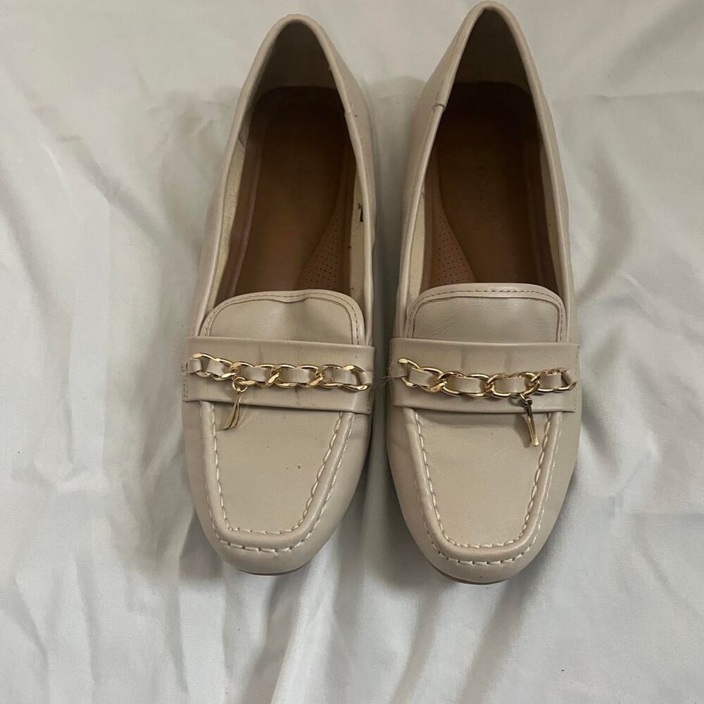 Nautica cream loafers